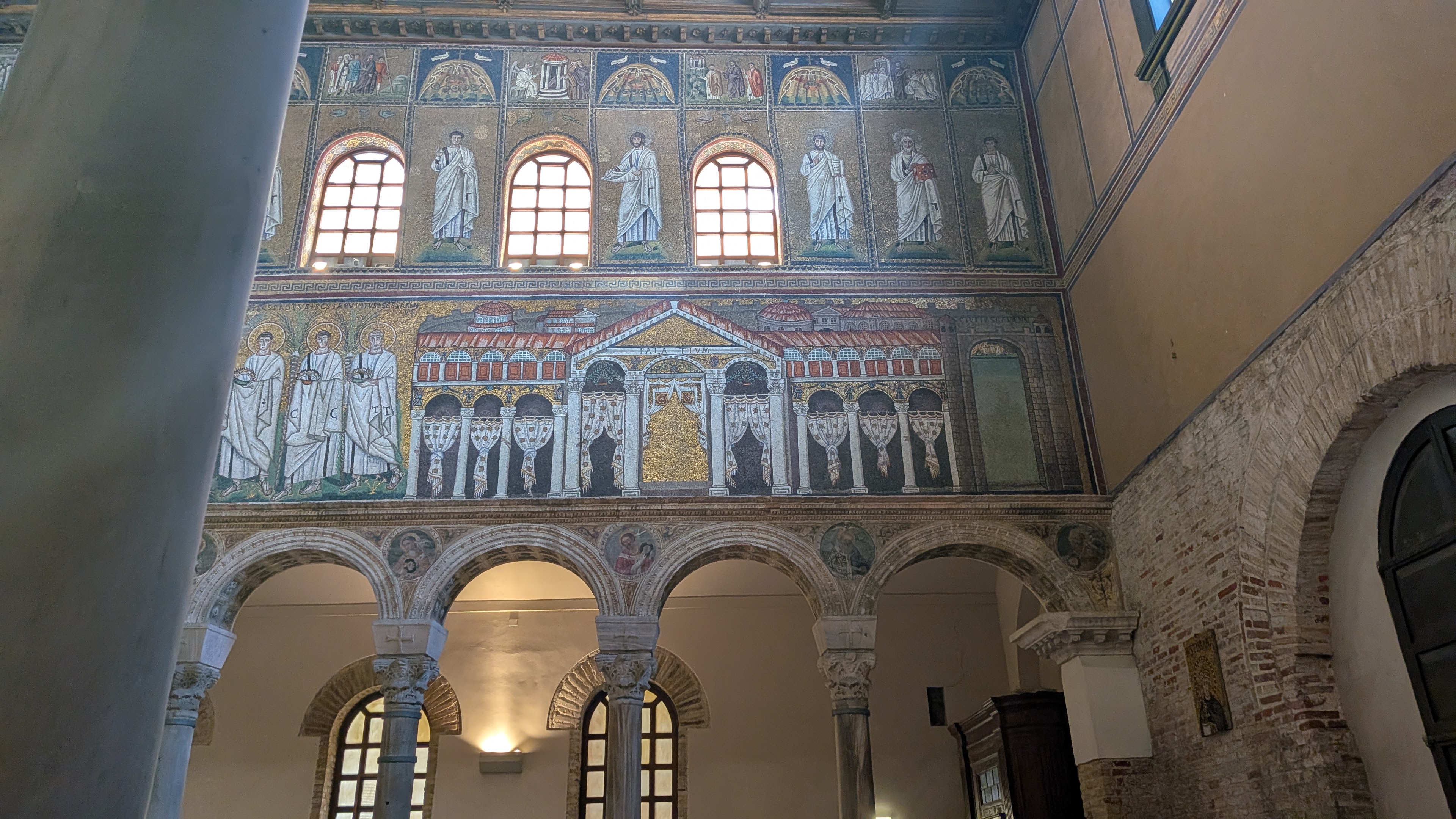 35-ravenna-church-mosaic