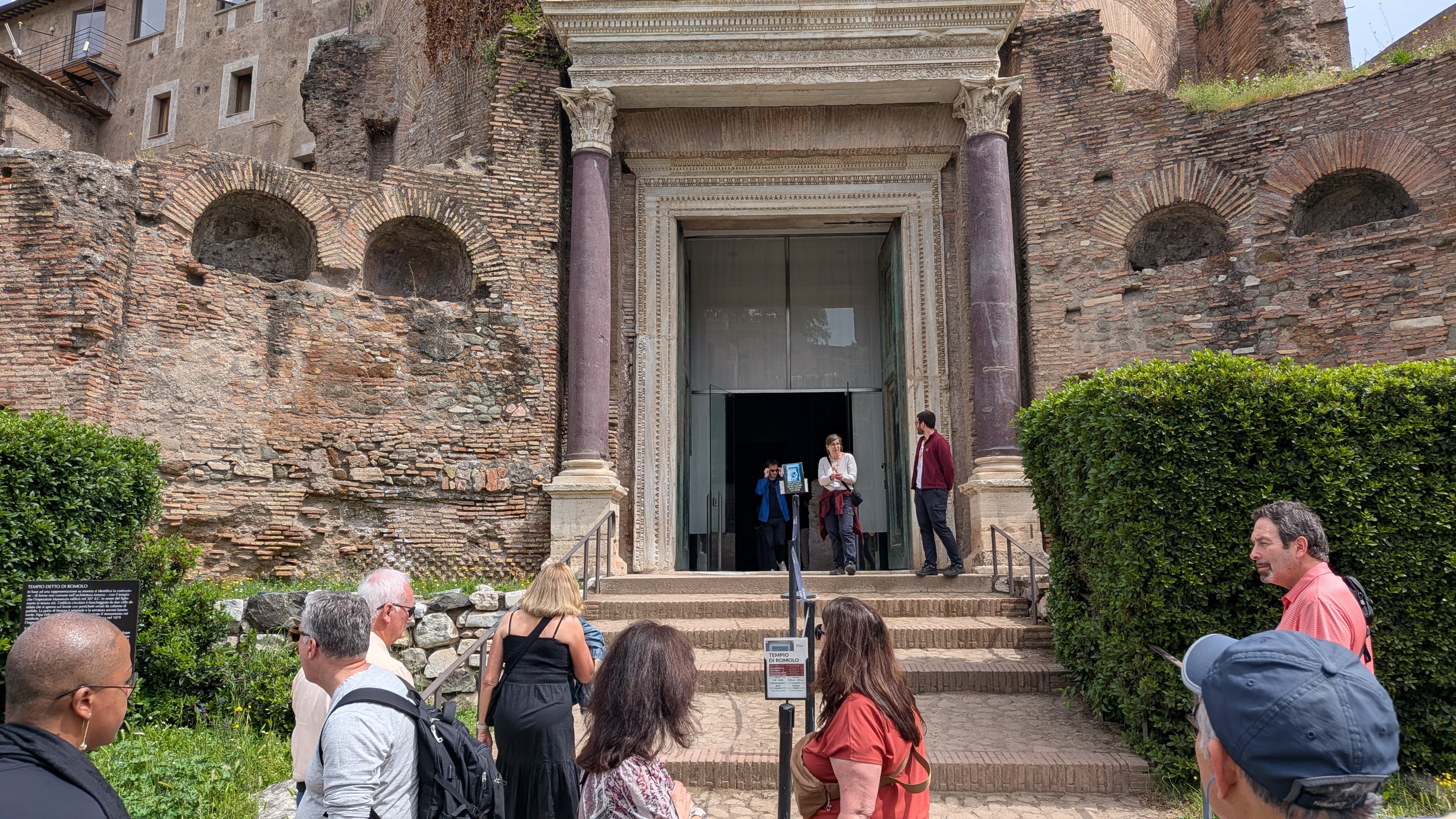 49-1500-yr-old-door