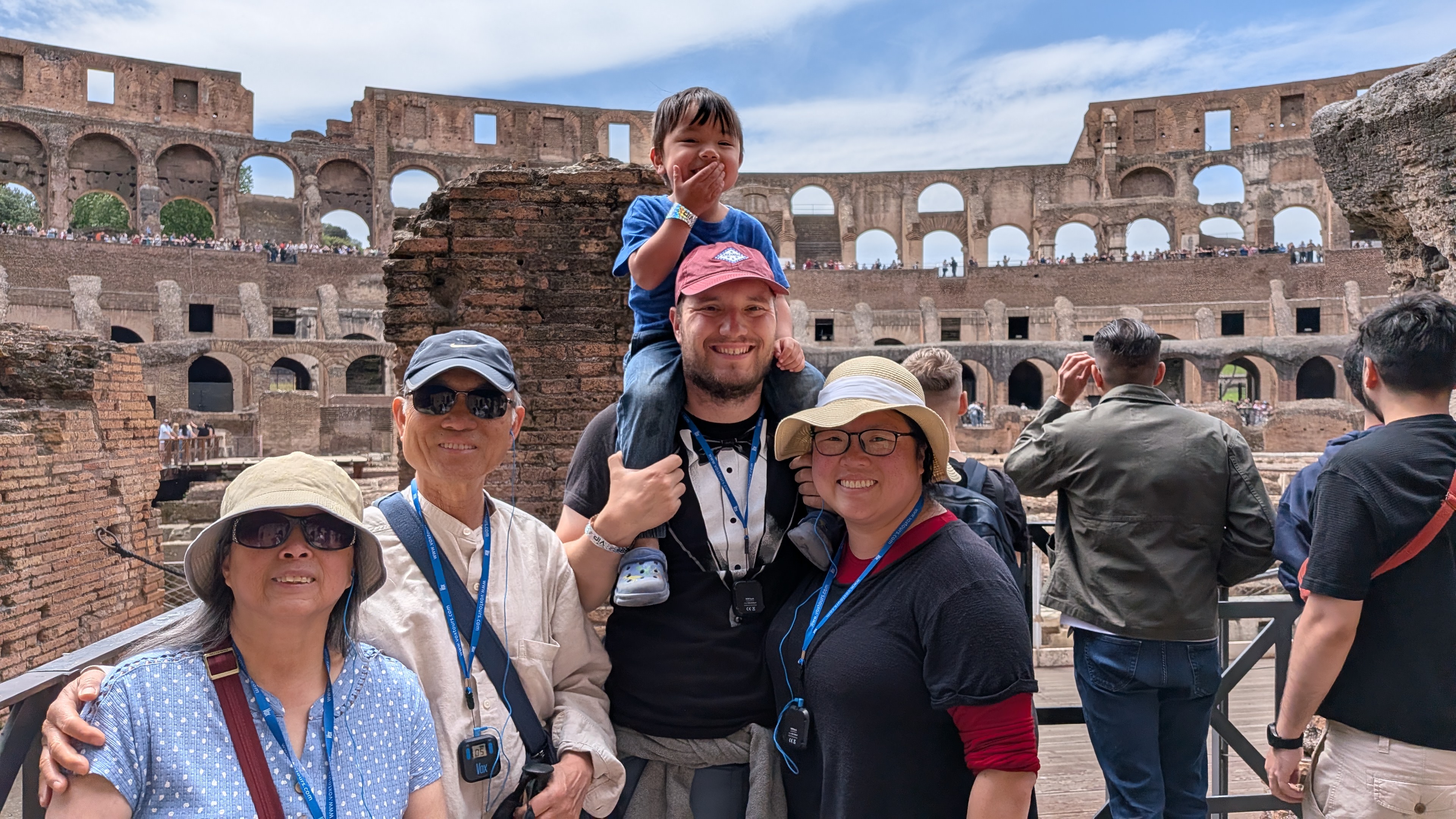 50-colisseum-family-photo